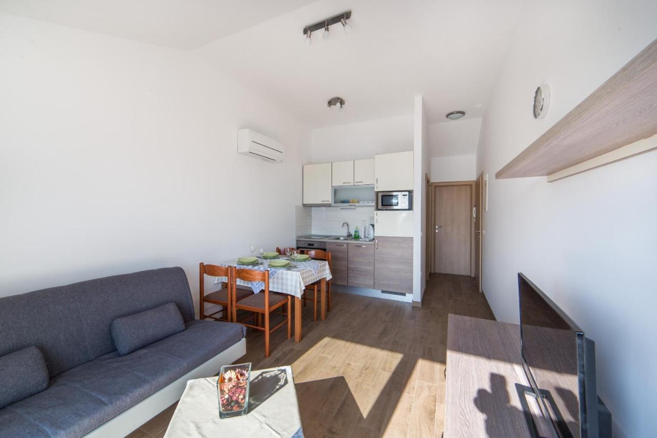 Apartments Sunrise บริสท์ ภายนอก รูปภาพ