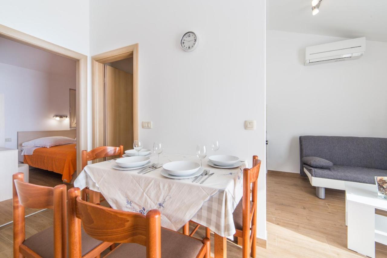 Apartments Sunrise บริสท์ ภายนอก รูปภาพ